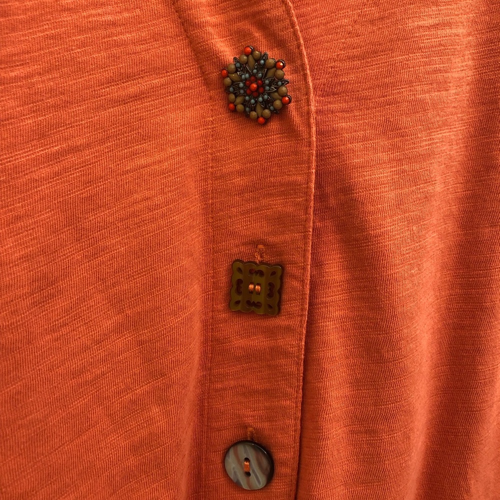Soft Surroundings Mixed Button Danielle Tunic - Picture 5 of 13